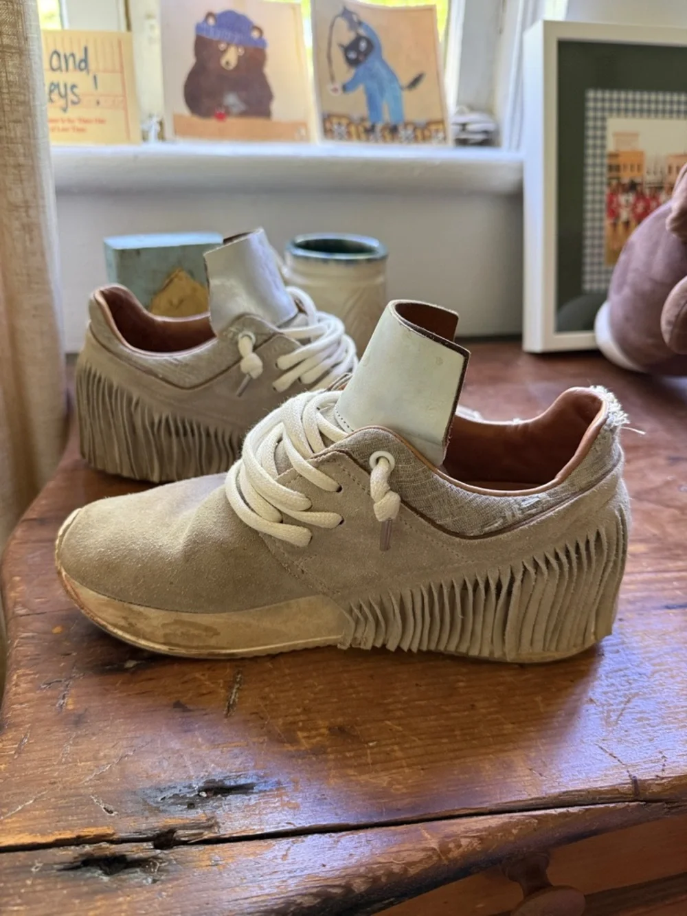 Grey Esse ut Esse Sneakers - Picture 2 of 6